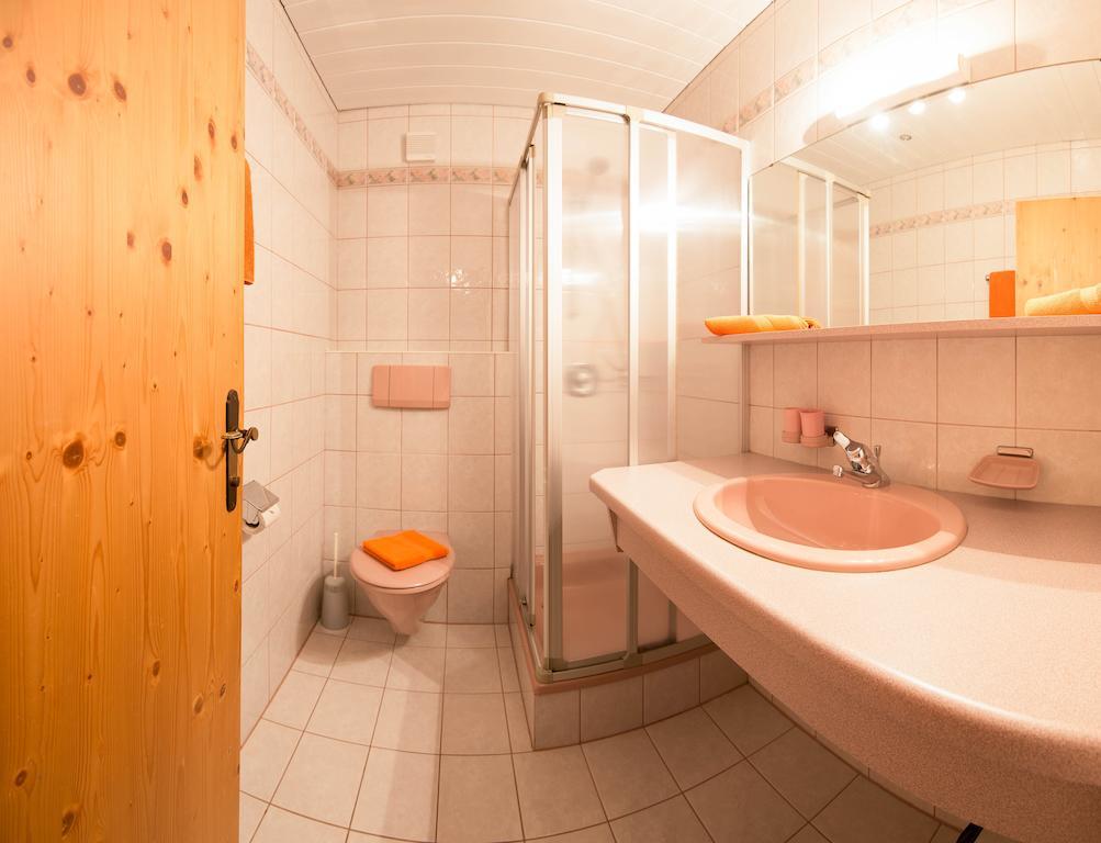 Pension Roasthof Neustift im Stubaital Exteriör bild