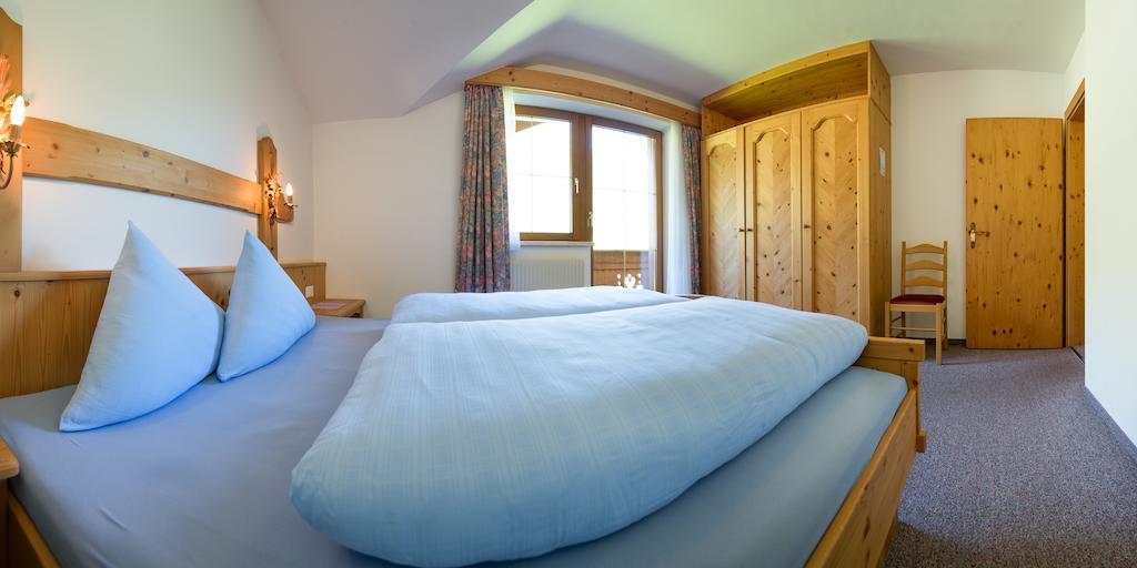 Pension Roasthof Neustift im Stubaital Exteriör bild